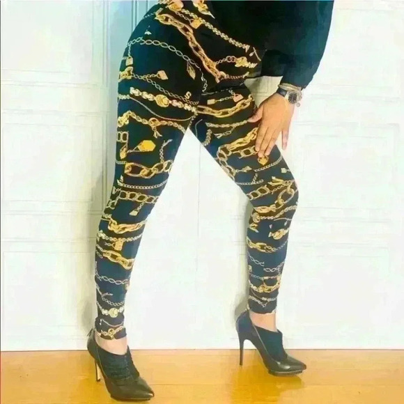FASHION NOVA LEGGINGS BLACK GOLD MONOGRAM SIZE  SMALL - Picture 4 of 4